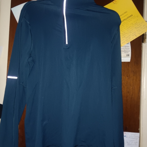LULULEMON ATHLETICA Surge Knight Half Zip - Picture 9 of 14
